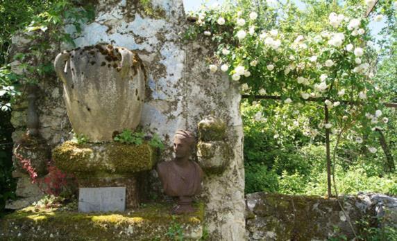 Le Prieure Bed & Breakfast Souillac Exterior photo