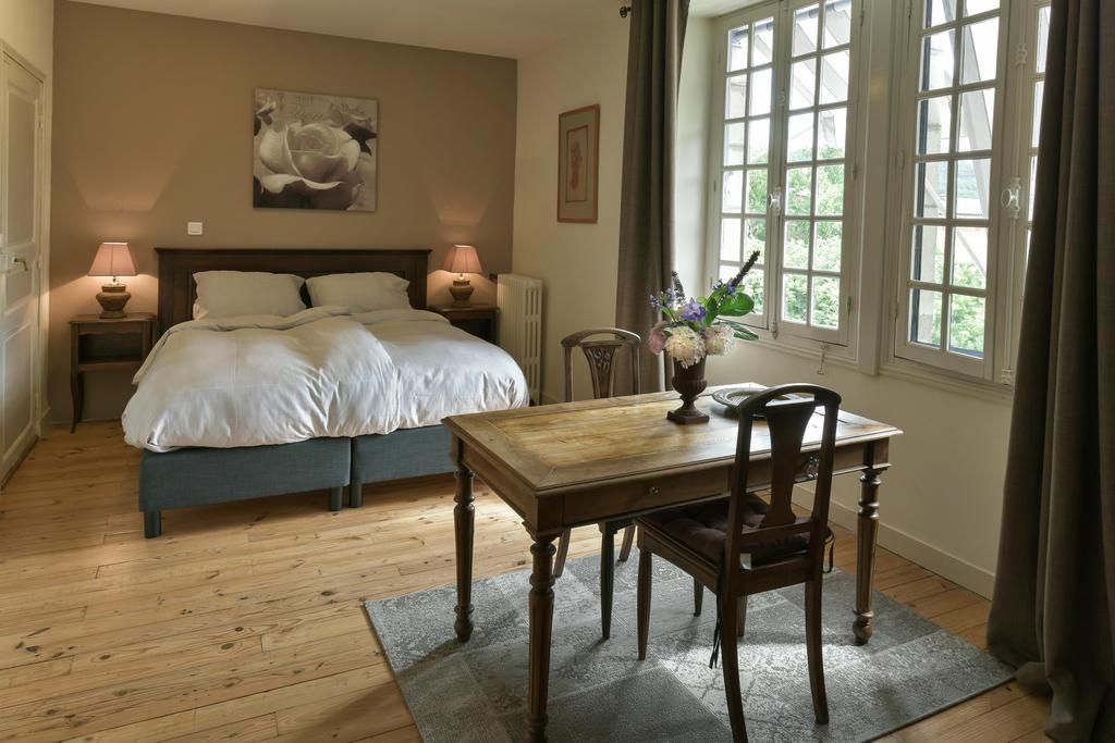 Le Prieure Bed & Breakfast Souillac Exterior photo
